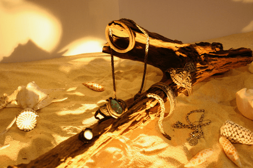 マテリアルマーケット アンダー君 流木その１ 世界に一つだけの 流木 その使い方は無限大 コゴト 東京のレンタル水槽 アクアリウムの会社uws